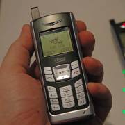 20050315t UTStarcom WLAN SIP phone, sold as WiSIP 200 by pulverInnovations. 802.11b/g, 802.1x, WEP, PPPoE, 11x4.5x2.2cm, 111g.